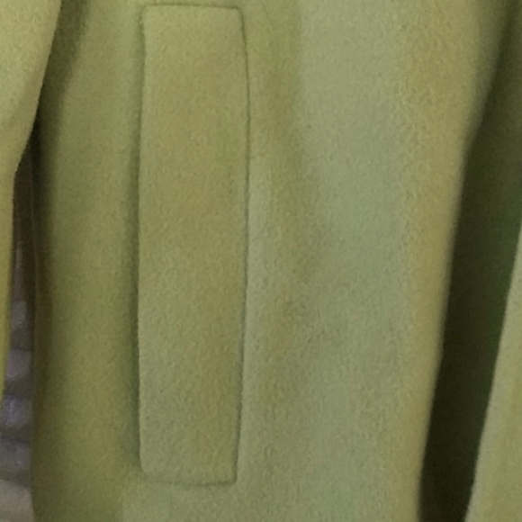 Linda allard/Ellen's Tracy jacket - Picture 2 of 8